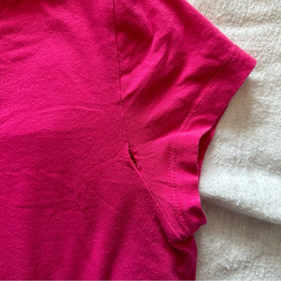 Fitted Pink T-Shirt - Picture 3 of 6